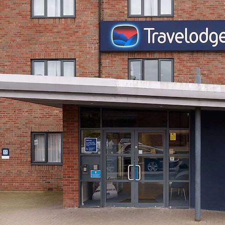 גארפורת' Travelodge Leeds Colton מראה חיצוני תמונה