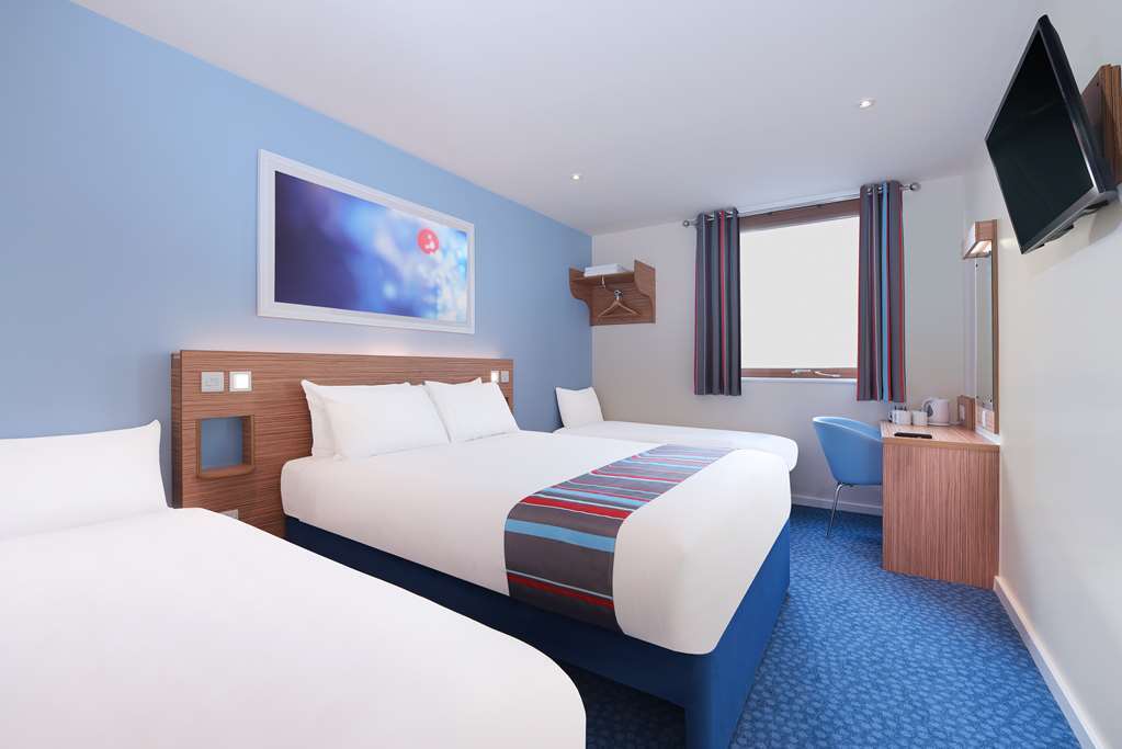 גארפורת' Travelodge Leeds Colton חדר תמונה